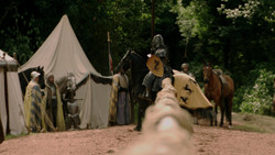 extant_GameOfThrones_1x04-CripplesBastardsAndBrokenThings_5078