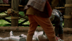 extant_GameOfThrones_1x04-CripplesBastardsAndBrokenThings_5088