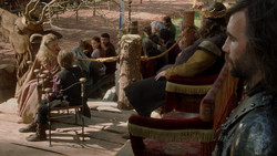 extant_GameOfThrones_1x04-CripplesBastardsAndBrokenThings_5124