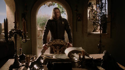 extant_GameOfThrones_1x04-CripplesBastardsAndBrokenThings_5327