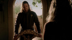 extant_GameOfThrones_1x04-CripplesBastardsAndBrokenThings_5380
