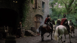 extant_GameOfThrones_1x04-CripplesBastardsAndBrokenThings_5450