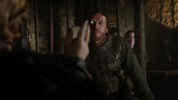 extant_GameOfThrones_1x04-CripplesBastardsAndBrokenThings_5526