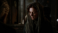 extant_GameOfThrones_1x04-CripplesBastardsAndBrokenThings_5564