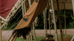 extant_GameOfThrones_1x05-TheWolfAndTheLion_0027