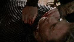 extant_GameOfThrones_1x05-TheWolfAndTheLion_0049