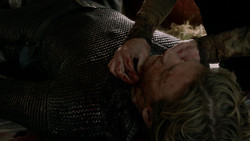 extant_GameOfThrones_1x05-TheWolfAndTheLion_0052