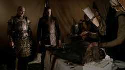 extant_GameOfThrones_1x05-TheWolfAndTheLion_0064