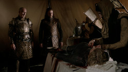 extant_GameOfThrones_1x05-TheWolfAndTheLion_0066