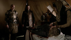 extant_GameOfThrones_1x05-TheWolfAndTheLion_0067