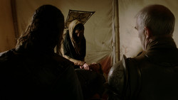 extant_GameOfThrones_1x05-TheWolfAndTheLion_0098