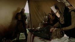 extant_GameOfThrones_1x05-TheWolfAndTheLion_0115