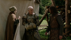 extant_GameOfThrones_1x05-TheWolfAndTheLion_0122