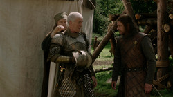extant_GameOfThrones_1x05-TheWolfAndTheLion_0127
