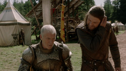 extant_GameOfThrones_1x05-TheWolfAndTheLion_0167