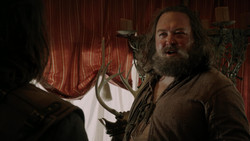 extant_GameOfThrones_1x05-TheWolfAndTheLion_0371