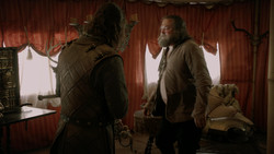 extant_GameOfThrones_1x05-TheWolfAndTheLion_0464