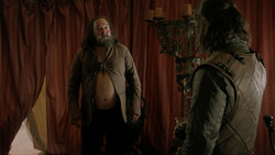 extant_GameOfThrones_1x05-TheWolfAndTheLion_0471