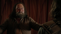 extant_GameOfThrones_1x05-TheWolfAndTheLion_0487