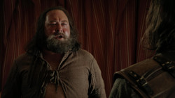 extant_GameOfThrones_1x05-TheWolfAndTheLion_0488