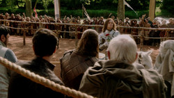 extant_GameOfThrones_1x05-TheWolfAndTheLion_0532