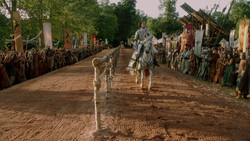 extant_GameOfThrones_1x05-TheWolfAndTheLion_0578
