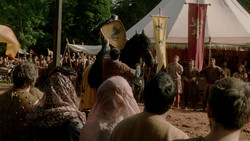 extant_GameOfThrones_1x05-TheWolfAndTheLion_0585
