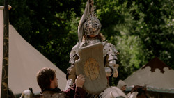 extant_GameOfThrones_1x05-TheWolfAndTheLion_0614