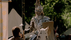 extant_GameOfThrones_1x05-TheWolfAndTheLion_0646