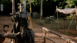 extant_GameOfThrones_1x05-TheWolfAndTheLion_0650