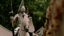 extant_GameOfThrones_1x05-TheWolfAndTheLion_0656