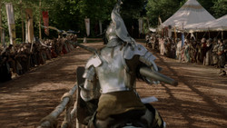 extant_GameOfThrones_1x05-TheWolfAndTheLion_0680
