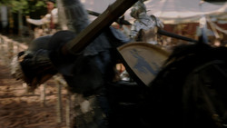 extant_GameOfThrones_1x05-TheWolfAndTheLion_0686