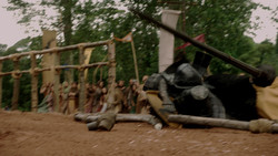 extant_GameOfThrones_1x05-TheWolfAndTheLion_0689