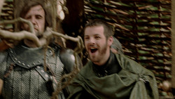 extant_GameOfThrones_1x05-TheWolfAndTheLion_0692