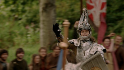 extant_GameOfThrones_1x05-TheWolfAndTheLion_0752
