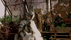 extant_GameOfThrones_1x05-TheWolfAndTheLion_0795