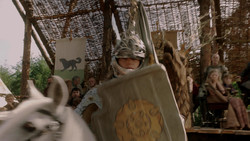extant_GameOfThrones_1x05-TheWolfAndTheLion_0797