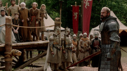 extant_GameOfThrones_1x05-TheWolfAndTheLion_0825