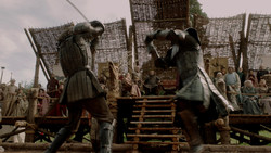 extant_GameOfThrones_1x05-TheWolfAndTheLion_0842