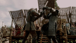 extant_GameOfThrones_1x05-TheWolfAndTheLion_0843