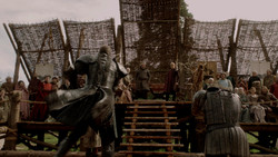 extant_GameOfThrones_1x05-TheWolfAndTheLion_0861
