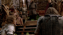 extant_GameOfThrones_1x05-TheWolfAndTheLion_0891