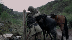 extant_GameOfThrones_1x05-TheWolfAndTheLion_0938