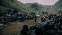 extant_GameOfThrones_1x05-TheWolfAndTheLion_0965