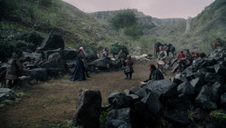 extant_GameOfThrones_1x05-TheWolfAndTheLion_0966