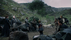 extant_GameOfThrones_1x05-TheWolfAndTheLion_0981