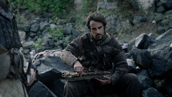 extant_GameOfThrones_1x05-TheWolfAndTheLion_0986