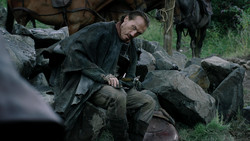 extant_GameOfThrones_1x05-TheWolfAndTheLion_0988