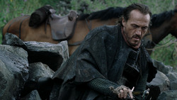 extant_GameOfThrones_1x05-TheWolfAndTheLion_1001